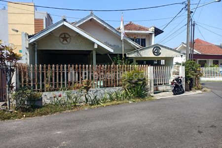 Dijual Rumah Luas Hook di Kayu Agung Turangga Buah Batu Bandung