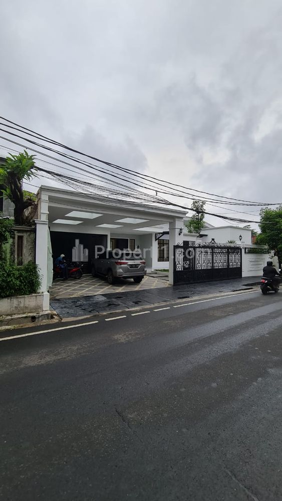 Dijual Rumah Mewah Brand New di Cilandak Lokasi Seberang Citos Jakarta Selatan