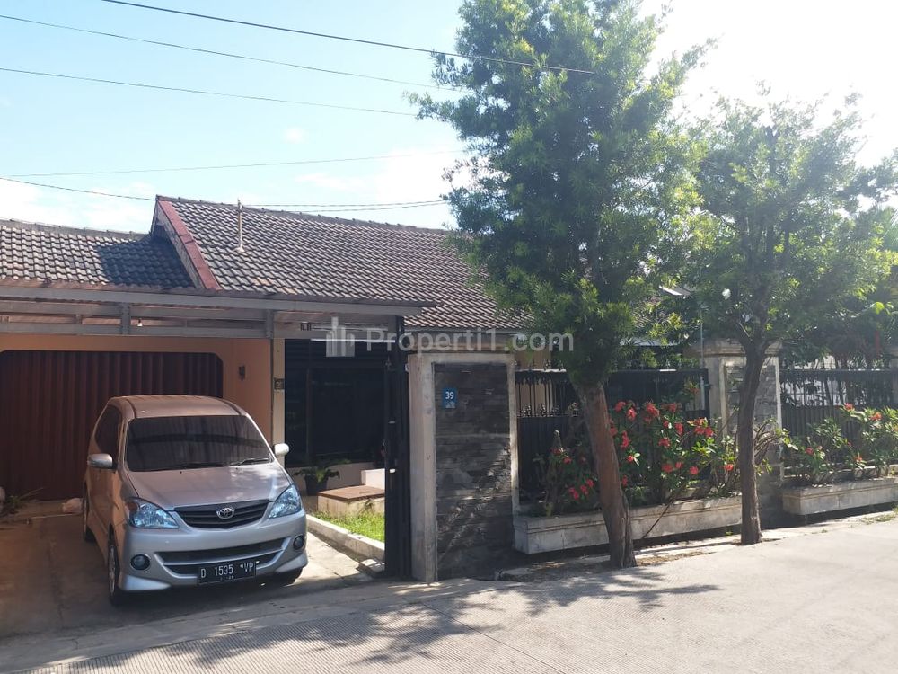 Dijual Rumah Asri 1 Lantai di Batu Indah Batununggal Bandung