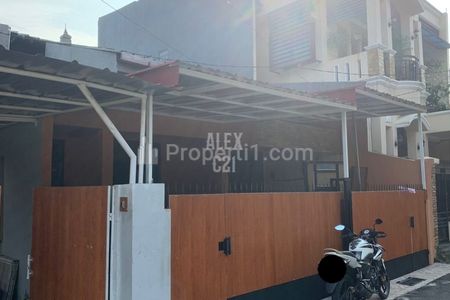 Jual Rumah Komplek 2 Lantai di Jakarta Timur dekat RS Duren Sawit, dekat Akses Jalan Besar Sisi BKT