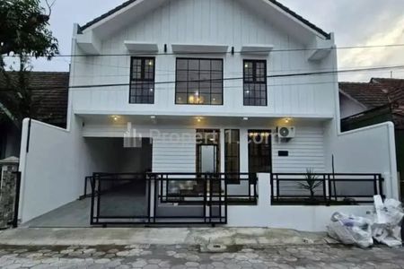 Dijual Rumah Baru Modern Minimalis Full Furnish Dalam Perum Jl. Kaliurang Km 12, Sleman, Yogyakarta