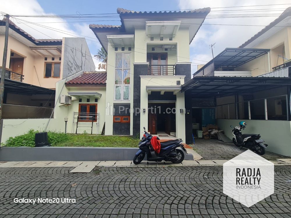 Disewakan Rumah Minimalis 2 Lantai Furnish di Perum Condongcatur, Depok, Yogyakarta