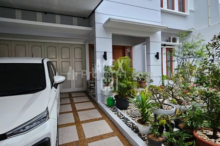 Dijual Rumah di Perumahan Bulak Duren Sawit dekat Ciplaz Mall - Jakarta Timur