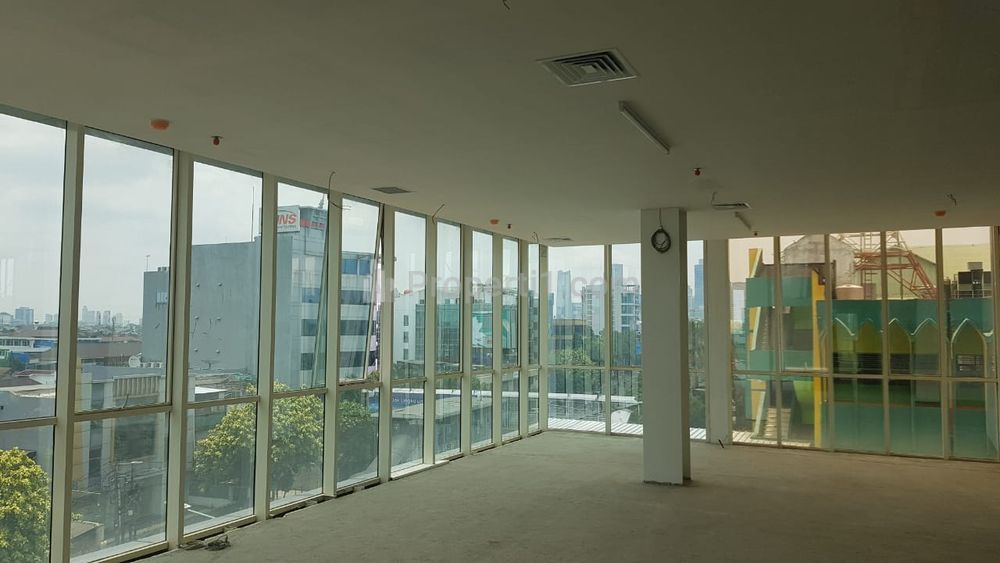 Dijual BU Gedung Baru Konsep Office Mampang Jakarta Selatan LB 1787 m2
