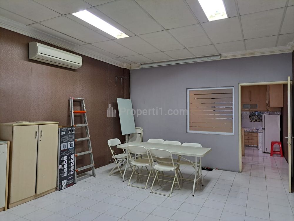 Dijual Ruko 4,5 Lantai Siap Usaha, Kelapa Gading, Jakarta Utara