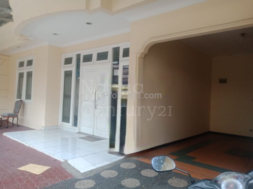 Dijual Rumah Luas Tanah 161 m2 di Kebon Kacang Jakarta Pusat