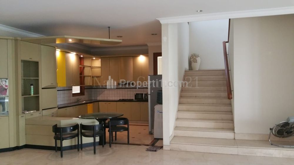 Jual Rumah di Kemang Jakarta Selatan