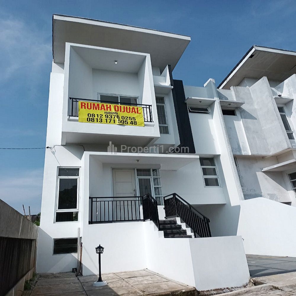 Dijual / Disewakan Rumah di Cijago Land Depok Dekat Gerbang Tol Cijago, LRT Harjamukti, Kampus UIII, RS Sentra Medika Cisalak