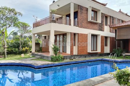 Jual Murah BU Villa Mewah Bagus di Singakerta Ubud Bali