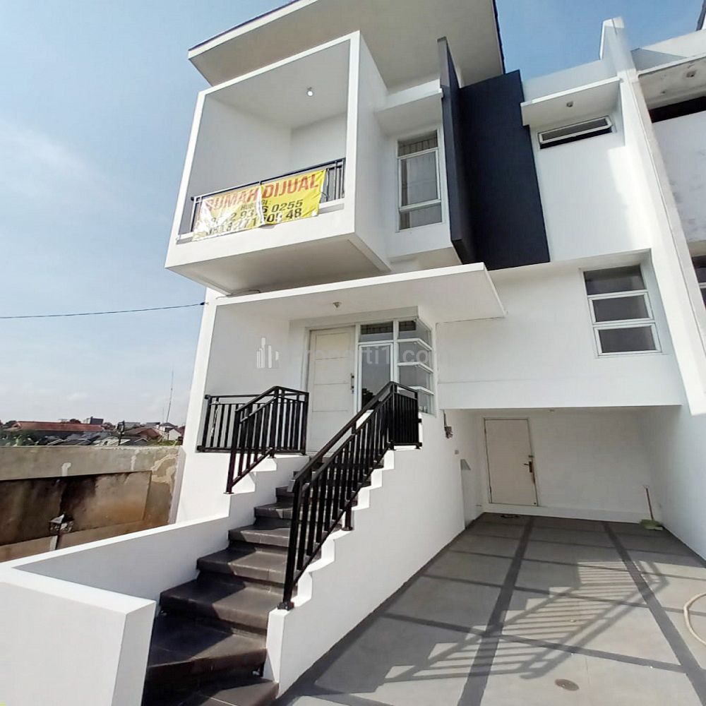 Dijual / Disewakan Rumah di Cijago Land Depok Dekat Gerbang Tol Cijago, LRT Harjamukti, Kampus UIII, RS Sentra Medika Cisalak