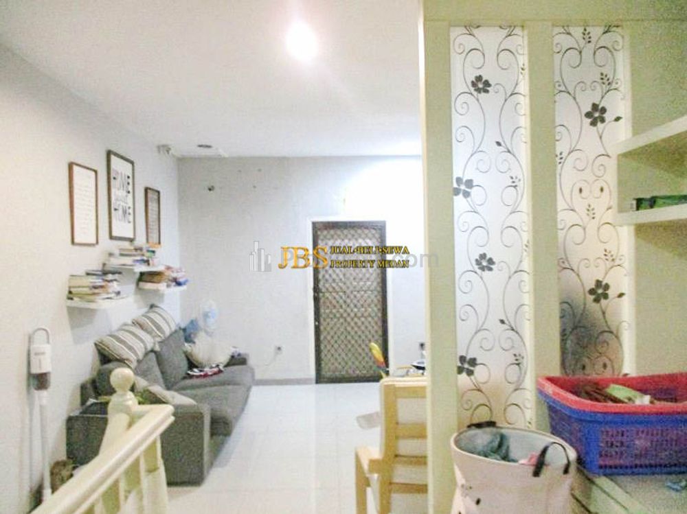 Dijual Rumah 2 Tingkat Kondisi Siap Huni di Jalan Burjamhal Petisah Medan