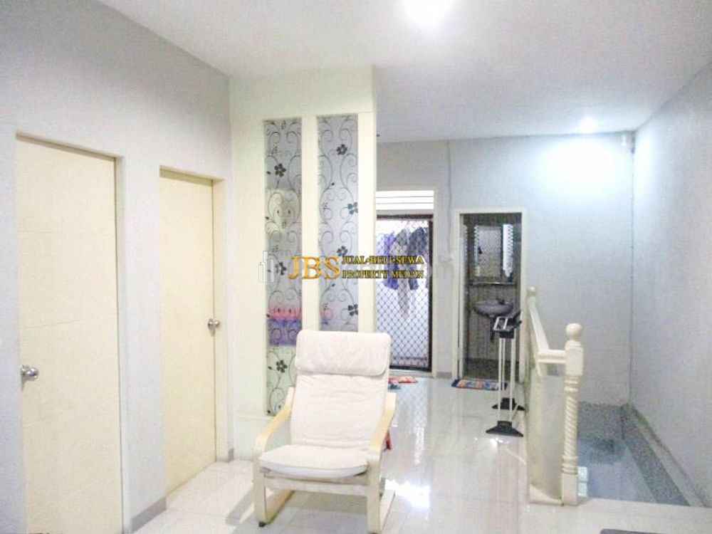 Dijual Rumah 2 Tingkat Kondisi Siap Huni di Jalan Burjamhal Petisah Medan