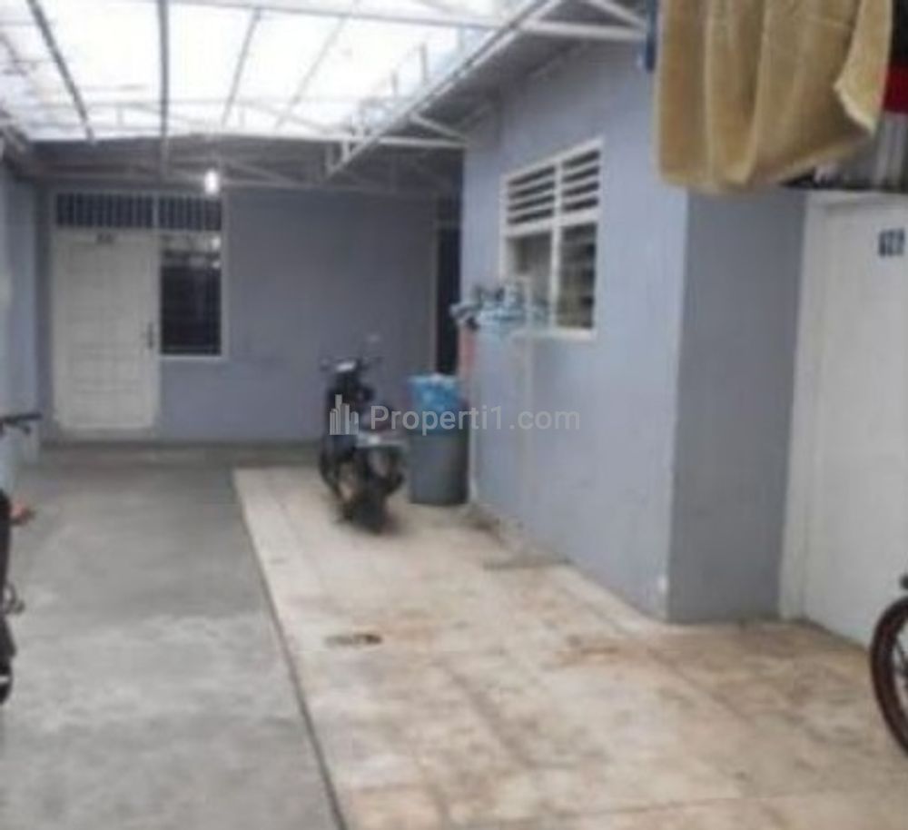 Lokasi Strategis! Dijual Ayda Bank Rumah Kost Tanjung Duren LT 142 m²