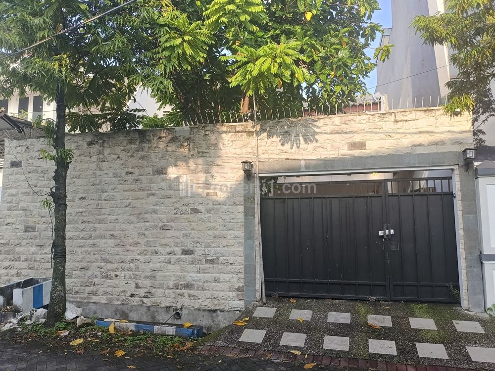 Sewa Cepat Rumah di Simpang Darmo Permai Selatan Surabaya Barat Siap Huni Strategis