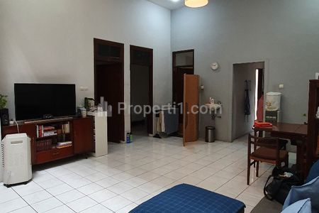 Dijual Rumah Hook Ideal Komplek Kramat Pela LT 255 m2 - Jakarta Selatan