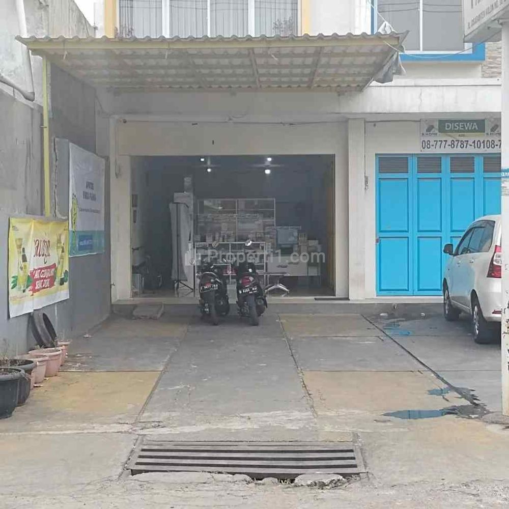 Dijual Ruko Plus Usaha Apotek yang Sudah Berjalan di Cisaranten Kulon, Arcamanik, Bandung
