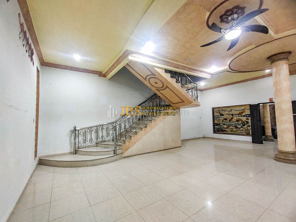 Dijual Rumah 2 Tingkat Siap Huni di Komplek Cemara Asri Jalan Melati Medan