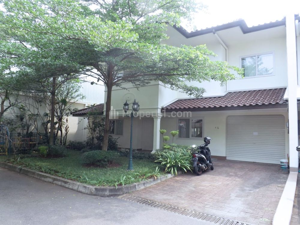 Disewakan Rumah di Pondok Indah Area, Lembong House Complex Intan Residence Jakarta Selatan