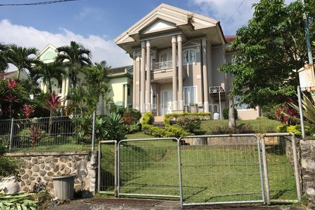 Jual Villa Mewah Sangat Bagus di Villa Puncak Trawas Mojokerto
