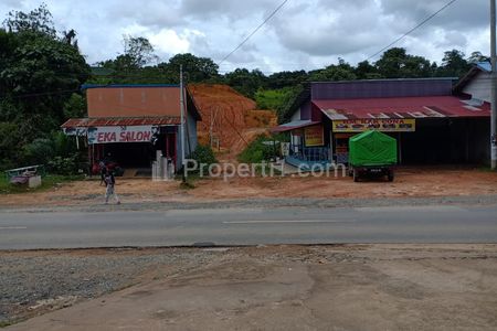 Dijual Tanah di Tayan Hilir Kabupaten Sanggau, Lokasi Tanah Daratan, Padat, Cocok Buat Pabrik, Peternakan
