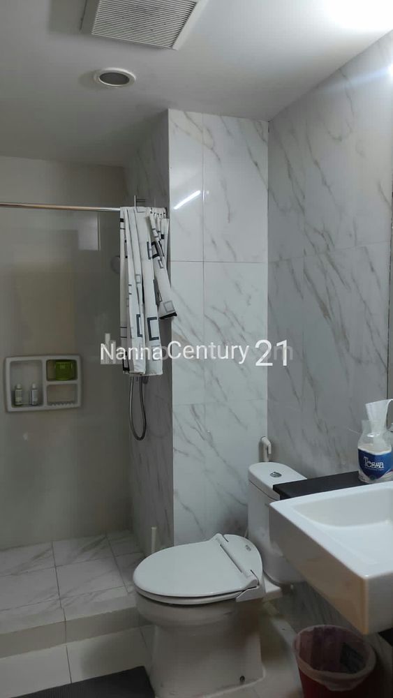 Dijual 3+1 BR Semi Furnished di Apartemen Sherwood Kelapa Gading, Low Floor
