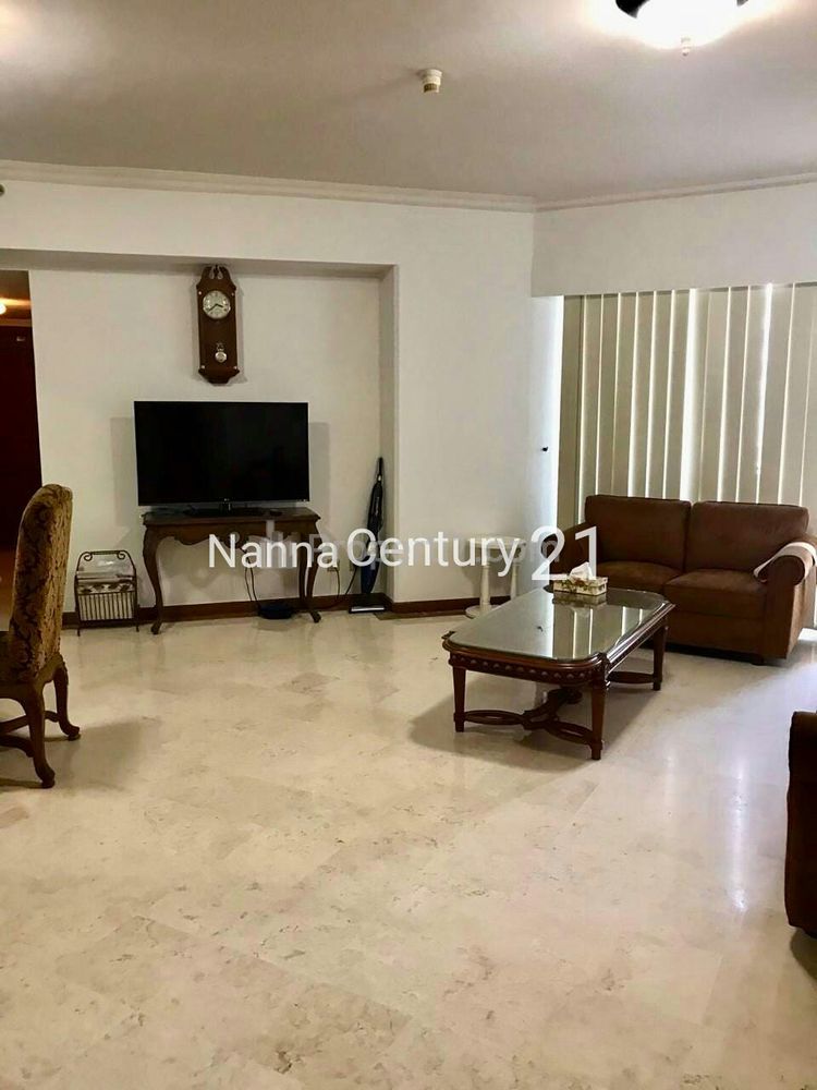 Dijual Apartemen Puri Casablanca View Utara dan Timur - 3+1 BR Semi Furnished