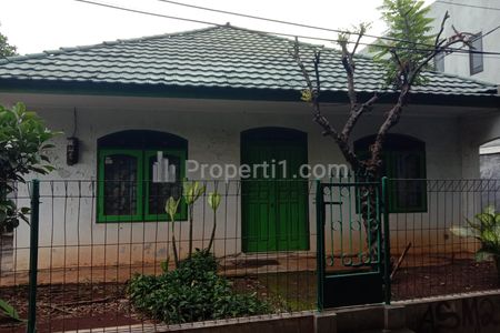 Dijual Tanah Residensial Bonus Rumah Tua di Kalibata, Jakarta Selatan