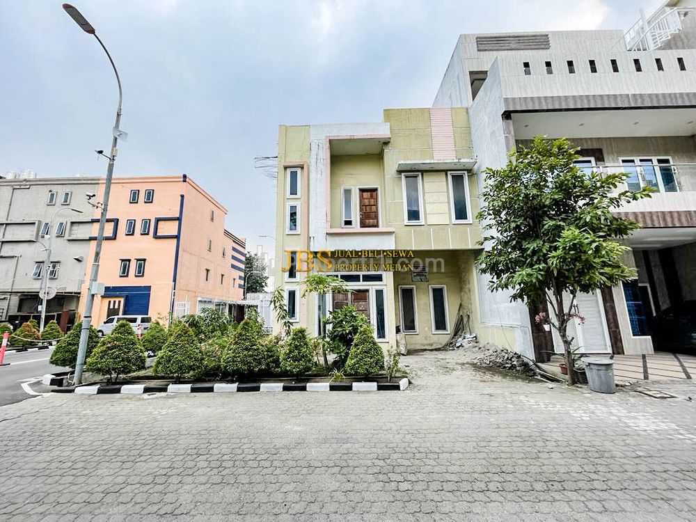 Jual Rumah Hook 2.5 Tingkat di Komplek Grand Cemara Asri Jalan Gardenia Medan