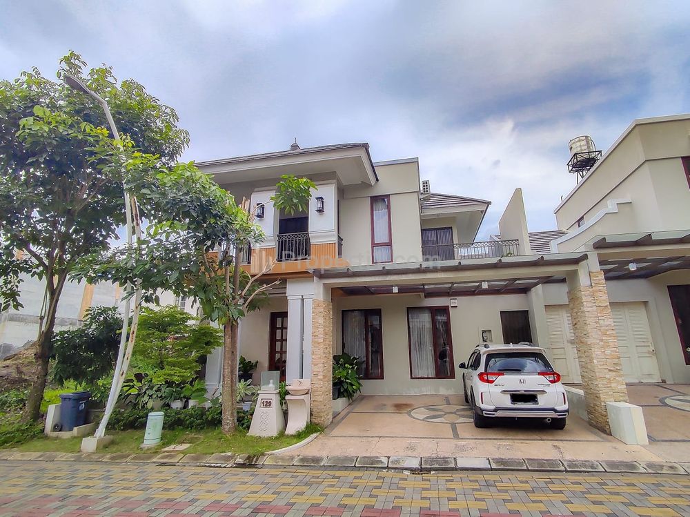 Dijual Rumah Mewah Modern Semi Furnish di Perum Elite Jl. Kaliurang Km 7, Sleman, Yogyakarta