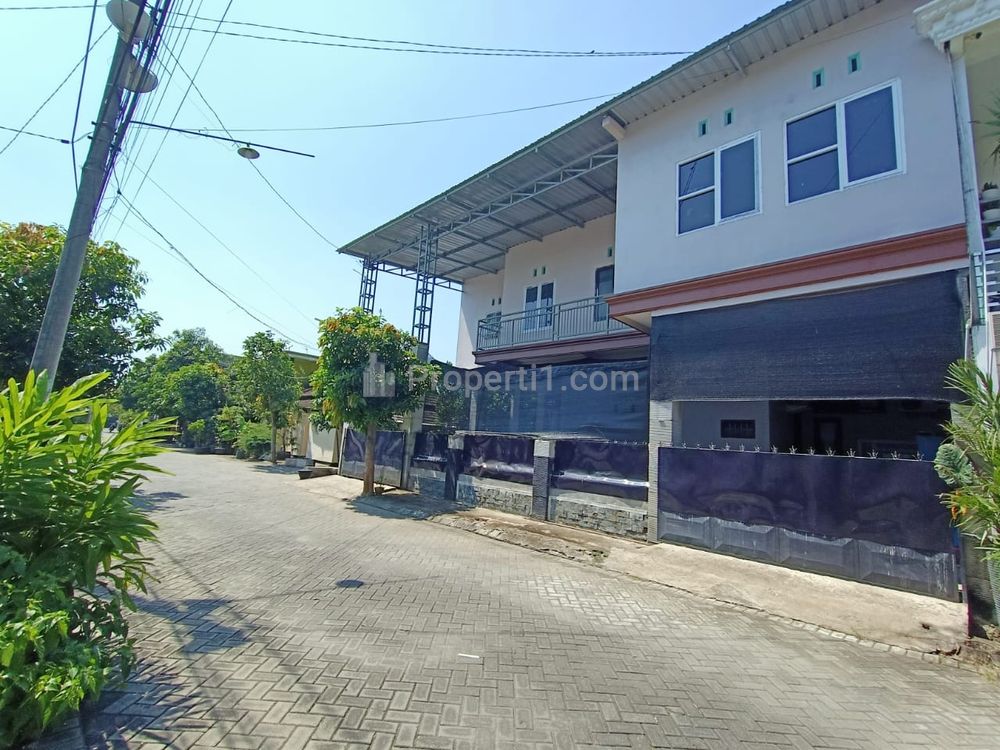 Dijual Rumah 3 Lantai Hook Rejomulyo Kediri