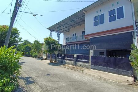 Dijual Rumah 3 Lantai Hook Rejomulyo Kediri