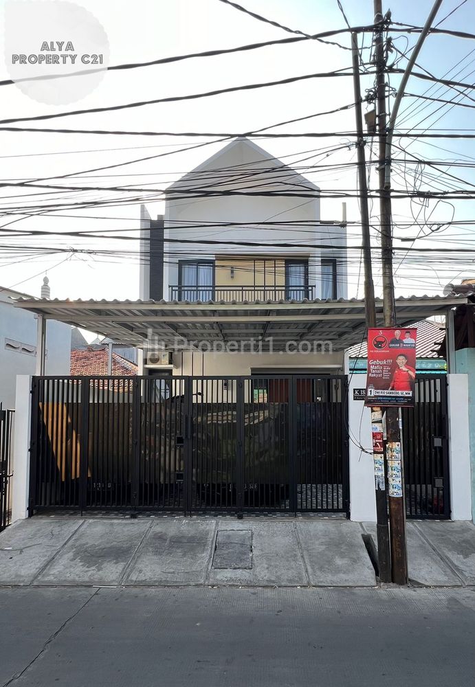 Dijual Rumah di Utan Kayu, Matraman, Jakarta Timur