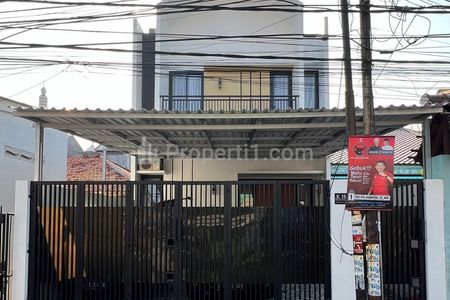 Dijual Rumah di Utan Kayu, Matraman, Jakarta Timur