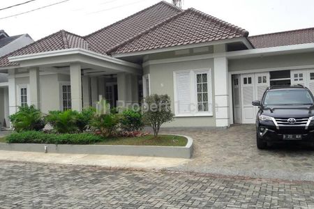 Dijual Rumah Lokasi Strategis di Cipayung, Jakarta Timur