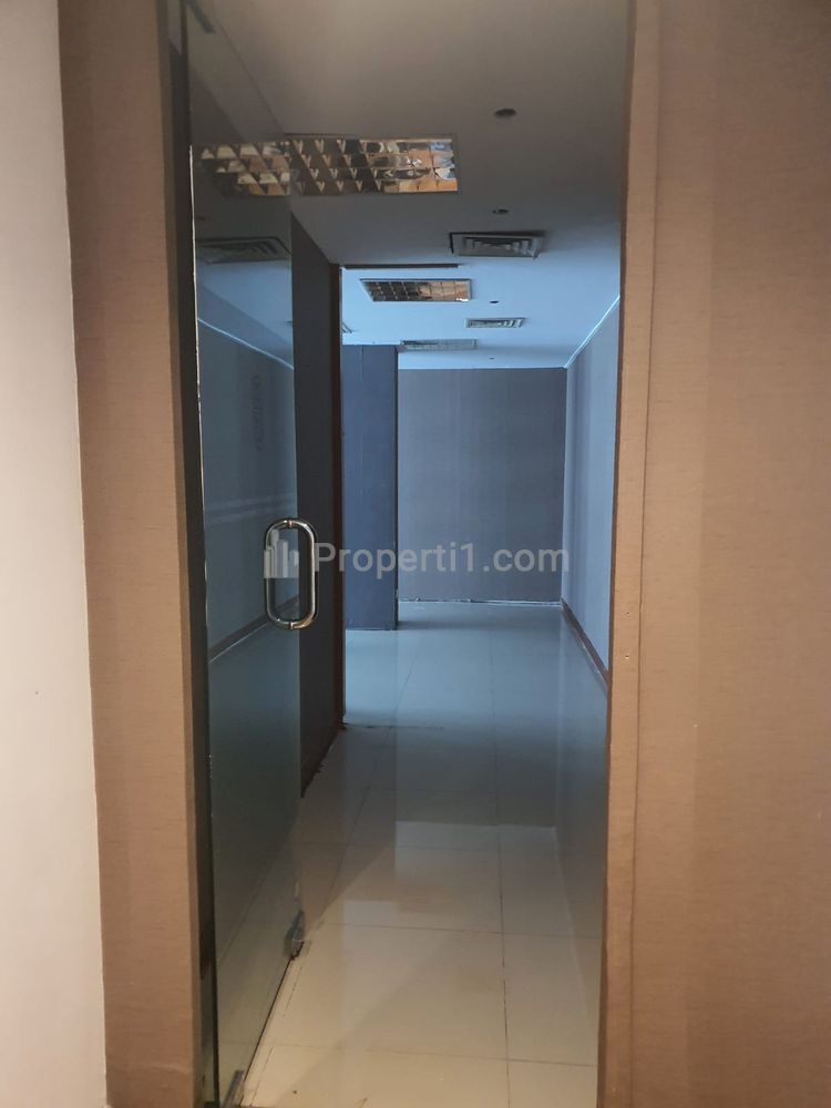 Disewakan Ruang Kantor untuk Bisnis Area Kemang Raya, Jakarta Selatan