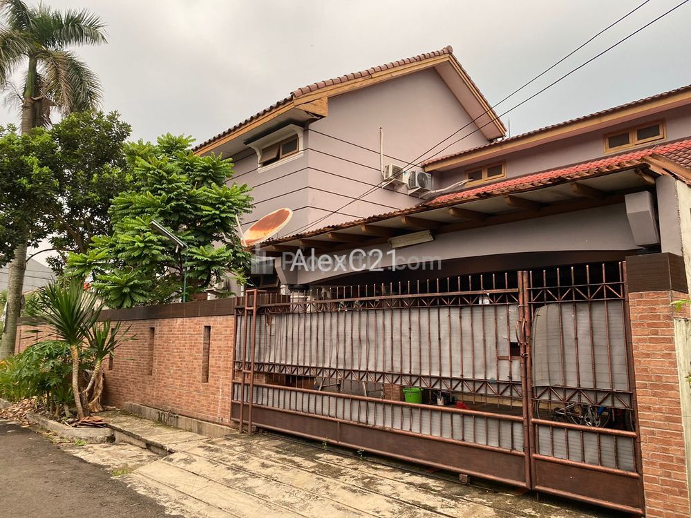 Dijual Rumah Hook di Jalan Utama Pamulang Villa, Pd. Benda, Kec. Pamulang, Kota Tangerang Selatan