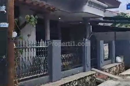 Dijual Cepat Rumah Luas Kokoh Komplek Perumahan Bintara Jaya Bekasi Barat, Bekasi