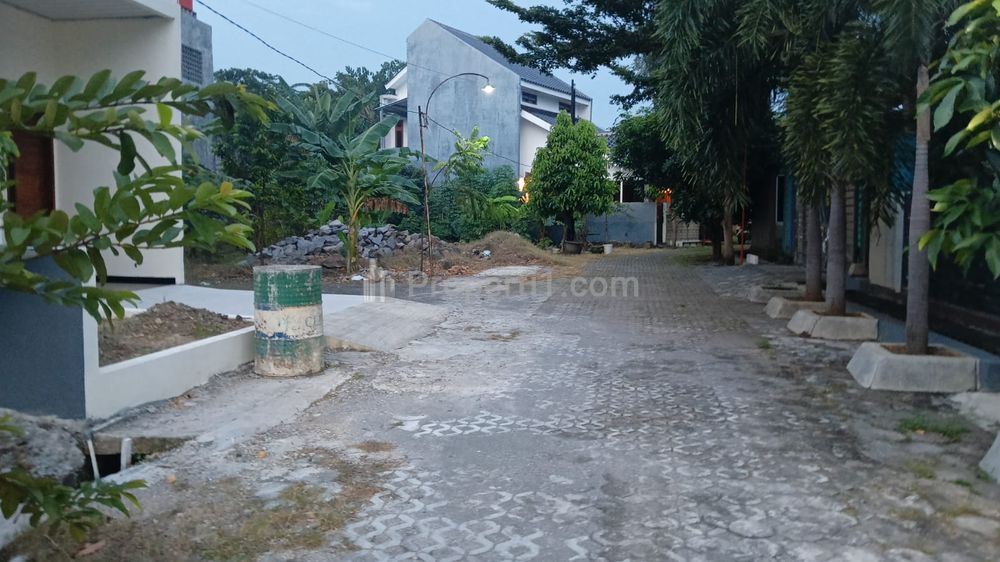 Dijual Segera Rumah Mewah 2 Lantai di Klipang Dekat RSWN Unimus dan Undip Semarang