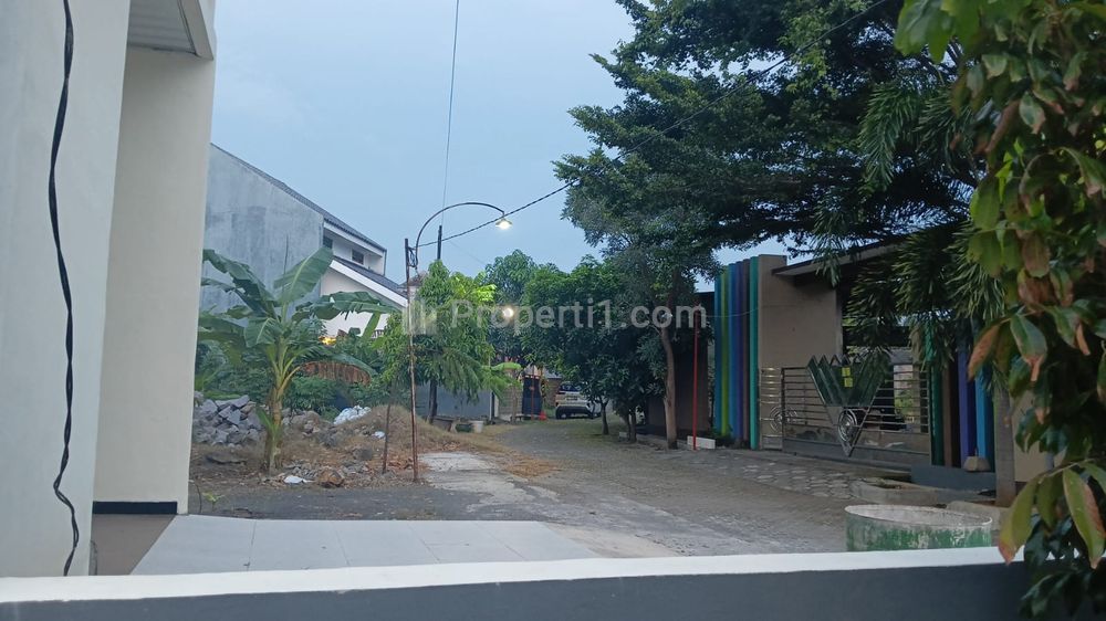 Dijual Segera Rumah Mewah 2 Lantai di Klipang Dekat RSWN Unimus dan Undip Semarang