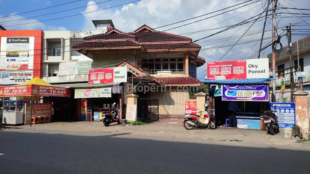 Disewakan Rumah di Tepi Jalan K H Wahid Hasyim Pontianak Kalimantan Barat