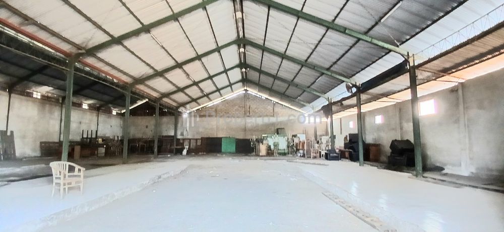 Dijual Gudang 1820 m2 Area Batubulan Sukawati Gianyar Bali