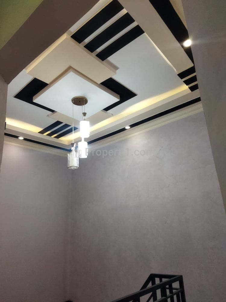 Dijual Rumah 2 Lantai dan Kos-kosan di Ngaliyan Semarang 