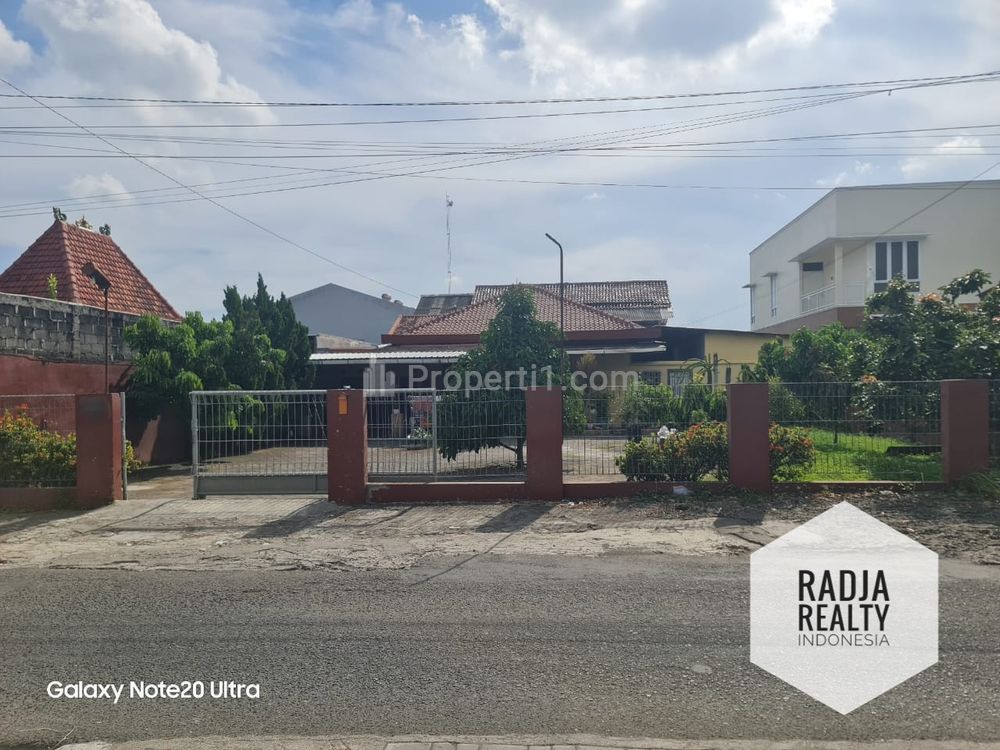 Dijual Rumah Bagus dan Kost Strategis Tanah Halaman Luas di Barat Malioboro Yogyakarta