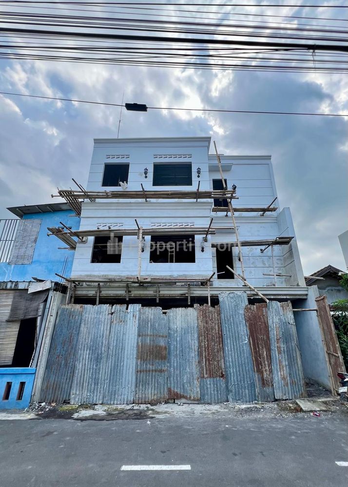 Dijual Kost Exclusive Baru 14 Kamar Pinggir Jalan Utama Condong Catur, Sleman, Yogyakarta - Dekat AMIKOM, UPN, FE UII