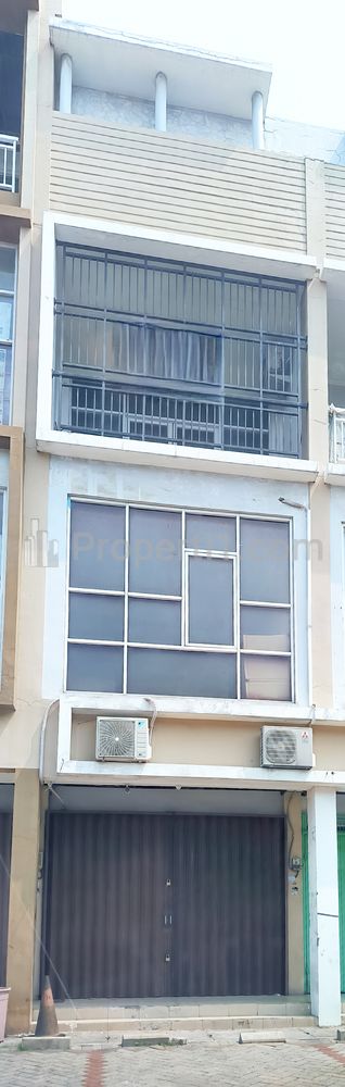 Dijual Ruko Crown Taman Surya Jakarta Barat Kondisi Siap Huni