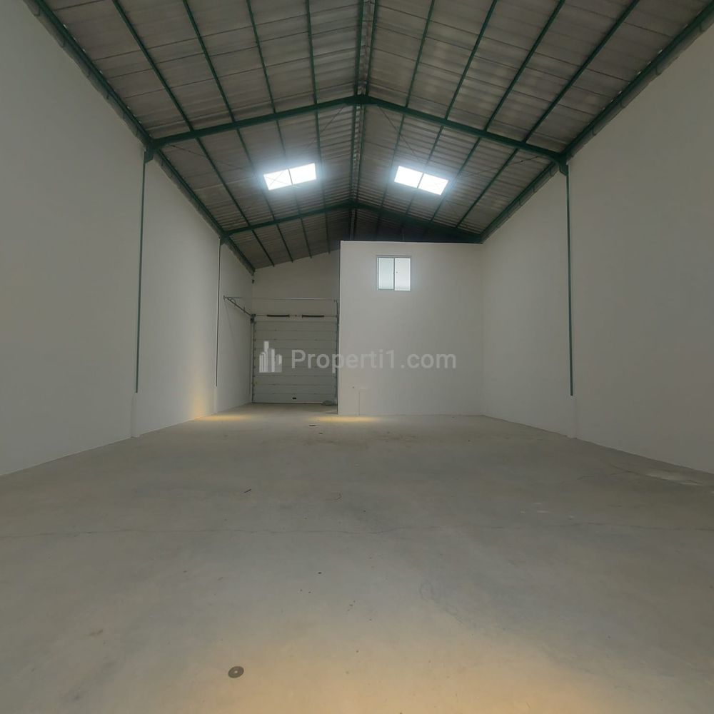 Dijual Gudang Dekat Tol di Tangerang