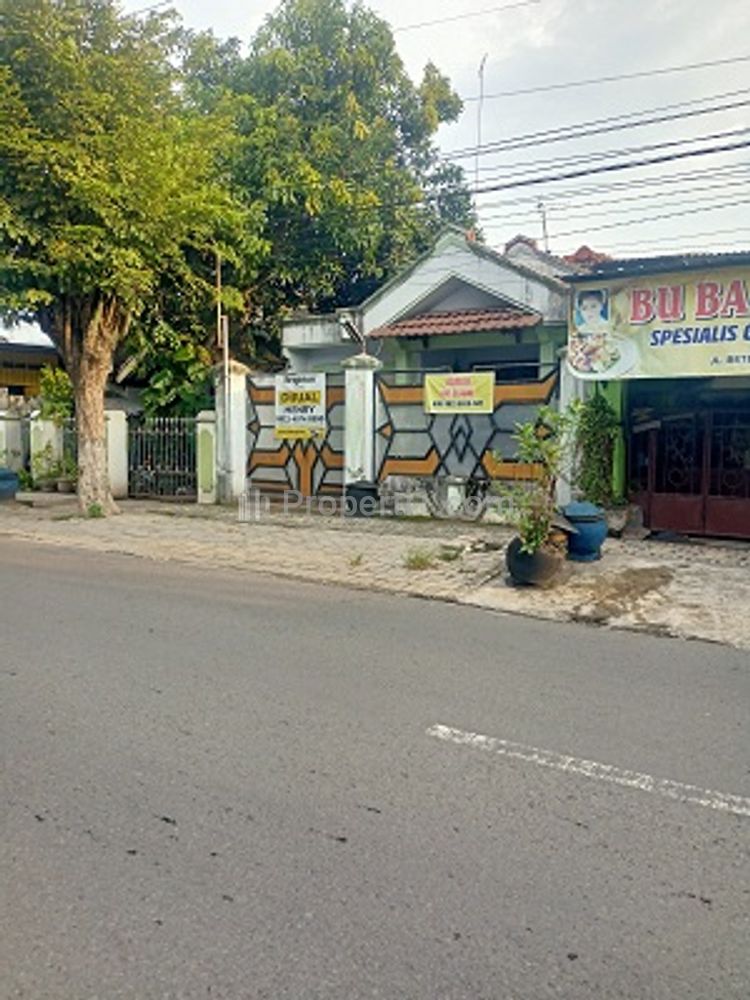Dijual Rumah Siap Huni Perumnas Ngronggo Pinggir Jalan Aspal Bence, Kota Kediri
