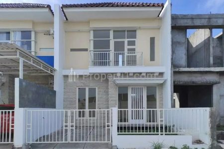 Jual Rumah Murah Siap Huni di Greenlake Wonorejo Surabaya