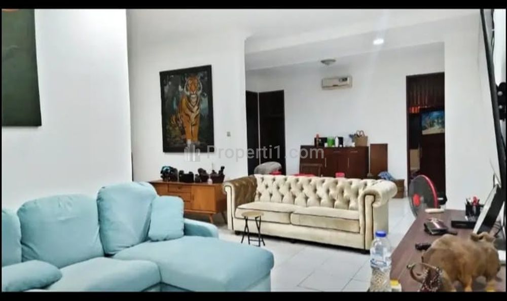Dijual Rumah Lokasi Strategis Nego Sampai Jadi di Setu, Cipayung, Jakarta Timur