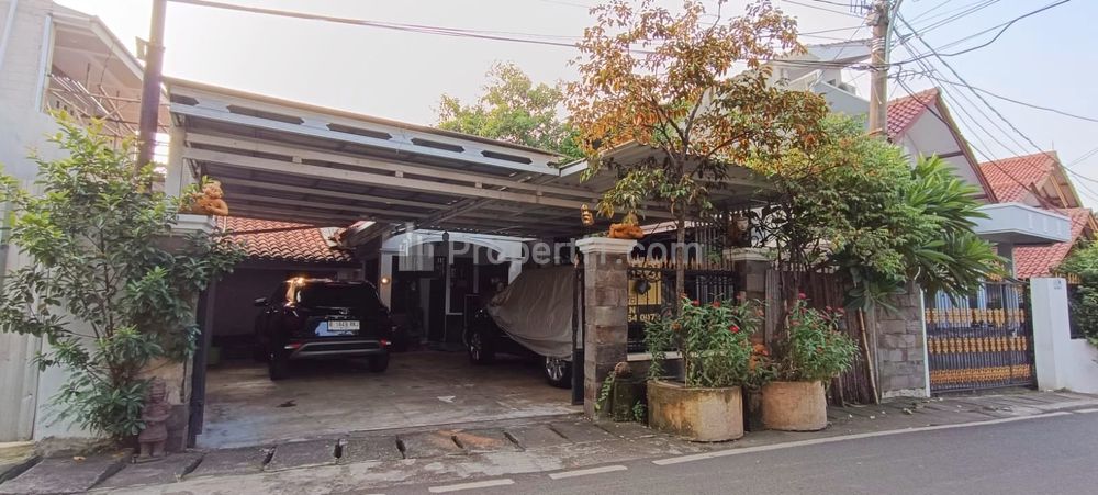 Dijual Rumah Lokasi Strategis Nego Sampai Jadi di Setu, Cipayung, Jakarta Timur